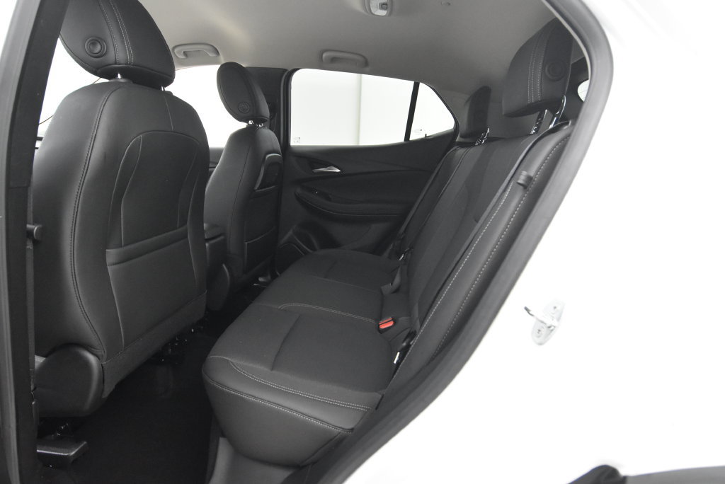 Used 2023 Buick Encore GX Preferred w/ Cold Weather Comfort Package AWD/4WD image 24