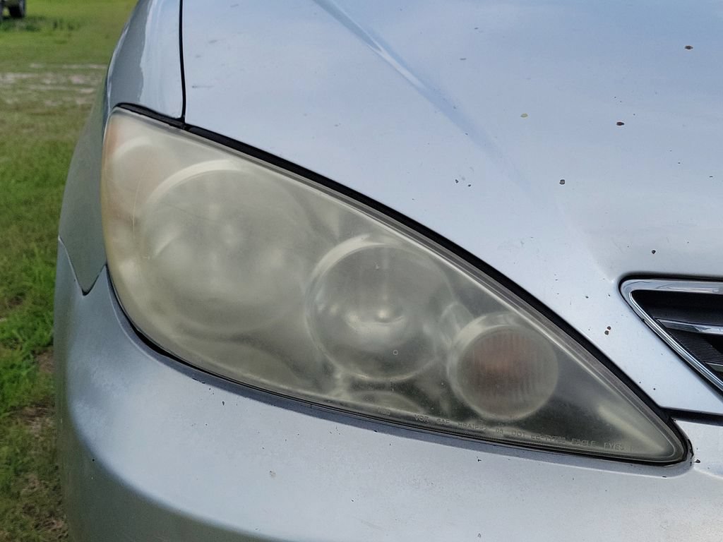 Used 2005 Toyota Camry XLE FWD image 6