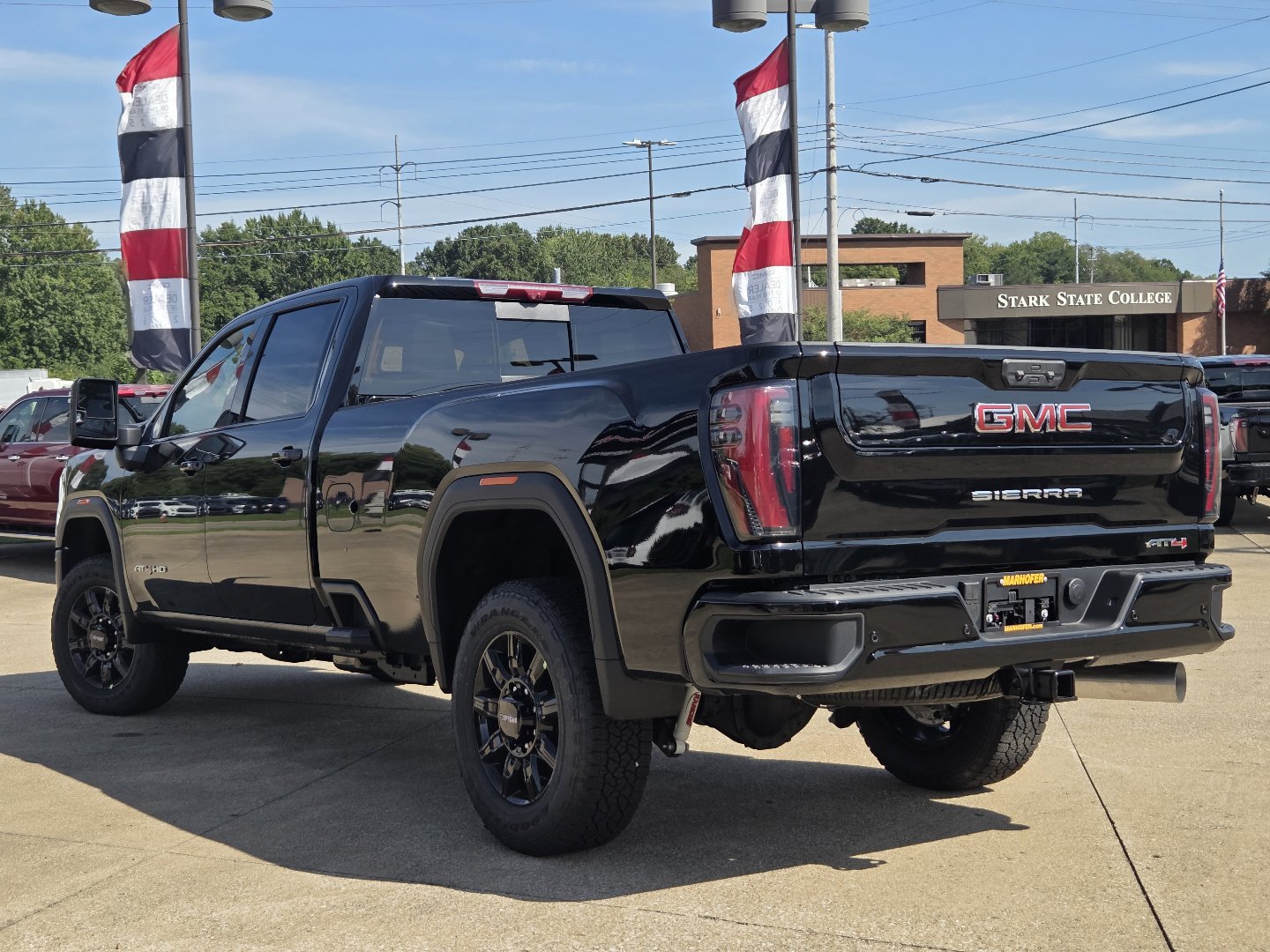 New 2026 GMC Sierra 3500 AT4 w/ Technology Package AWD/4WD image 16