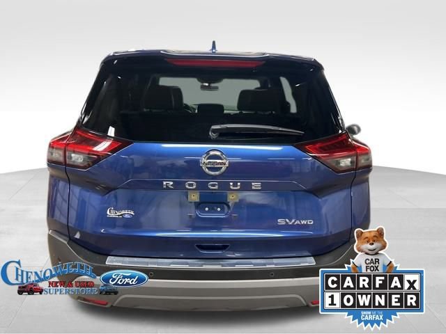 Used 2021 Nissan Rogue SV w/ Premium Package image 4
