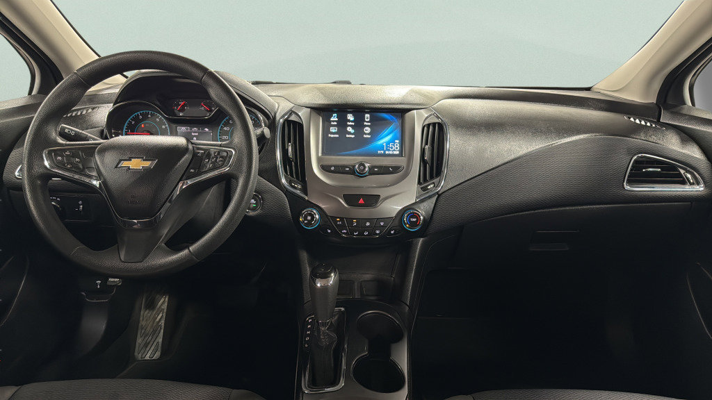 Used 2018 Chevrolet Cruze LT w/ Convenience Package image 22