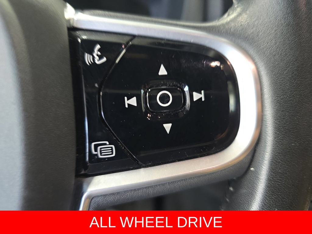 Used 2018 Volvo XC60 T8 Inscription w/ Advanced Package AWD/4WD image 19
