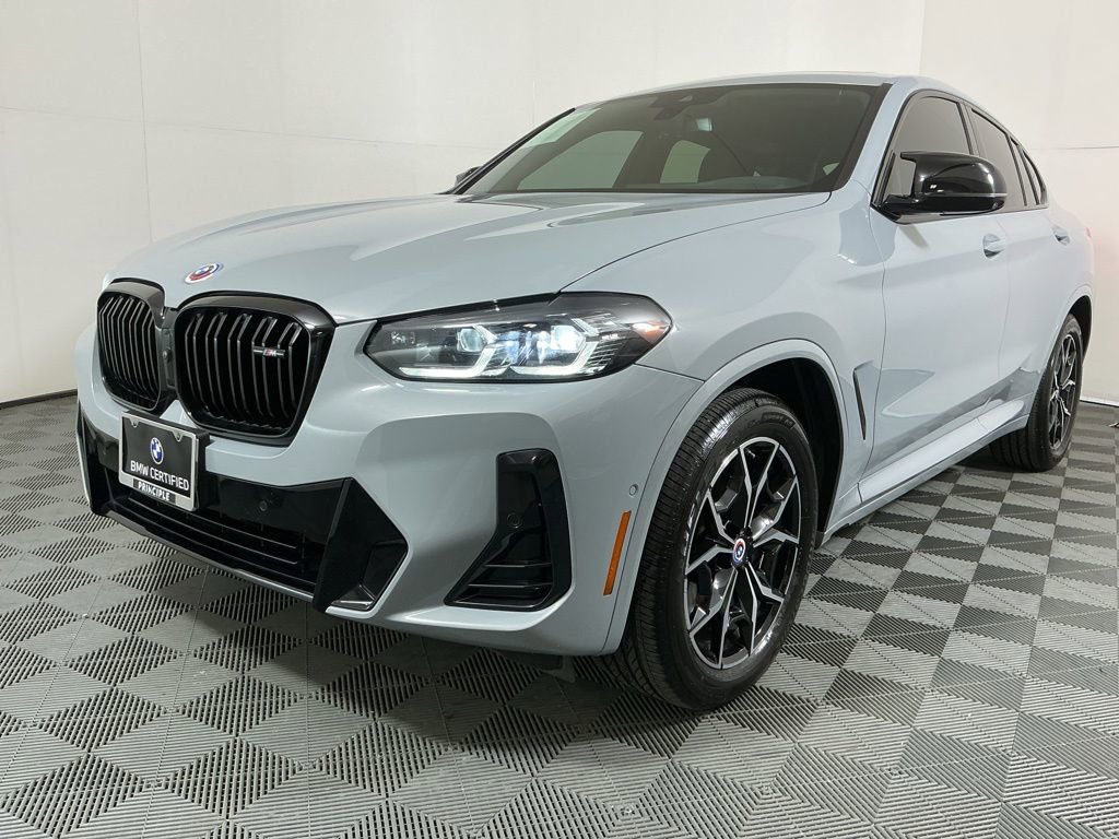 Used 2023 BMW X4 M40i w/ Premium Package image 2