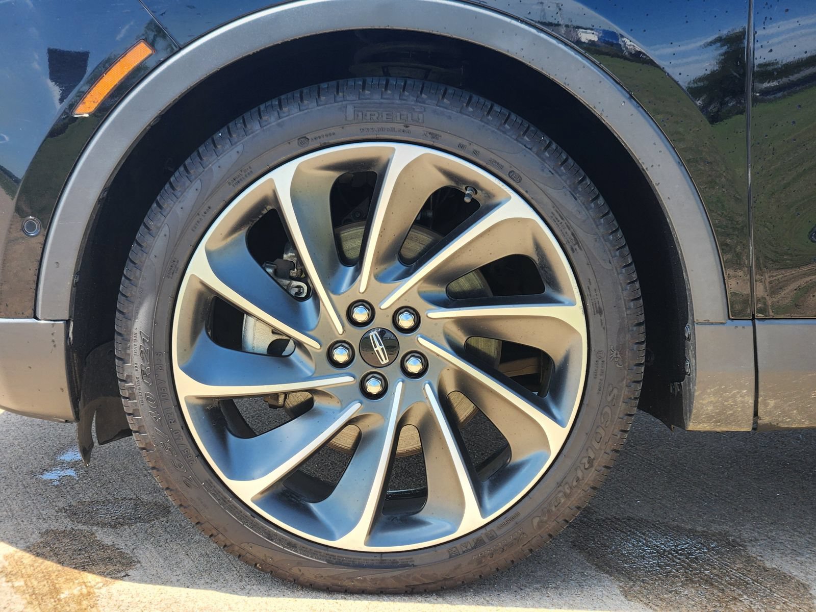 Used 2020 Lincoln Nautilus Reserve w/ Equipment Group 201A FWD image 14
