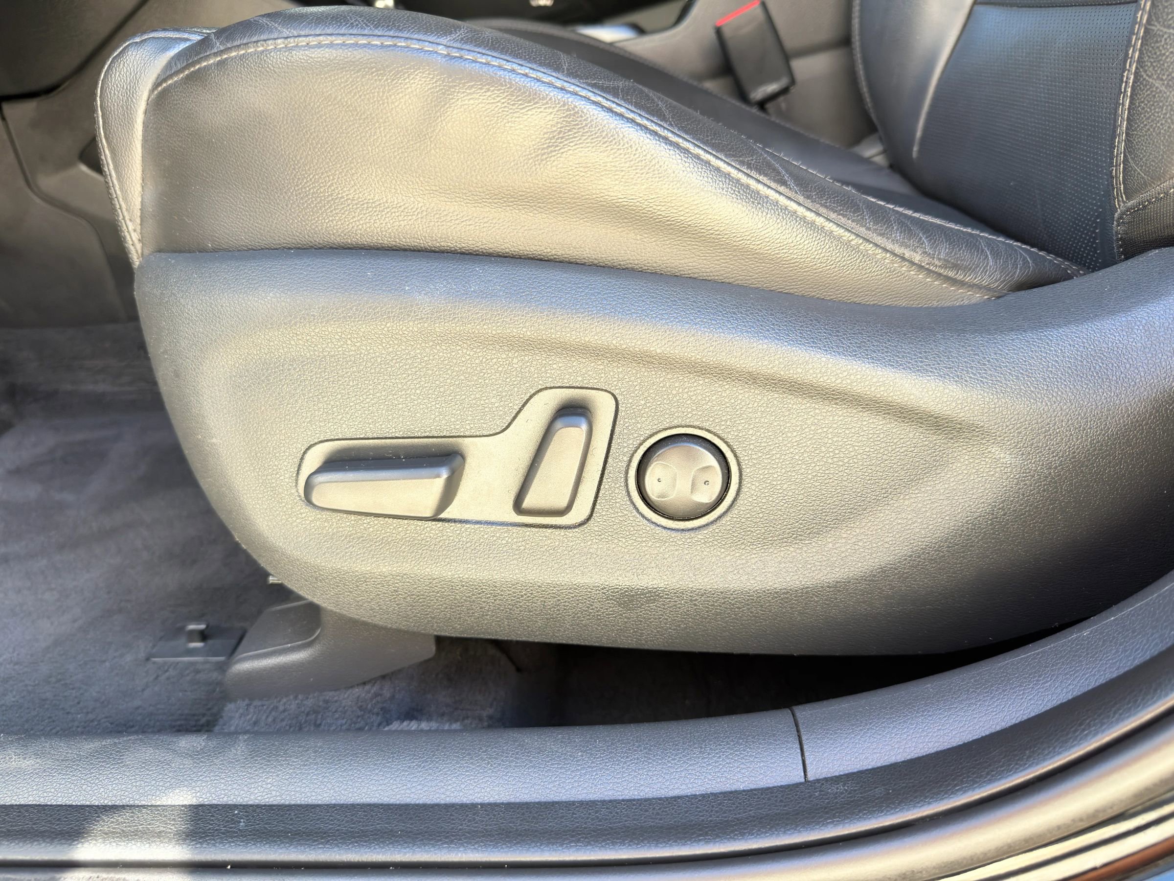 Used 2019 Hyundai Tucson Limited image 24