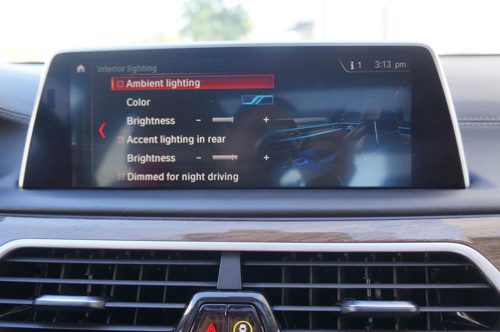 Used 2019 BMW 740e xDrive w/ Executive Package AWD/4WD image 38