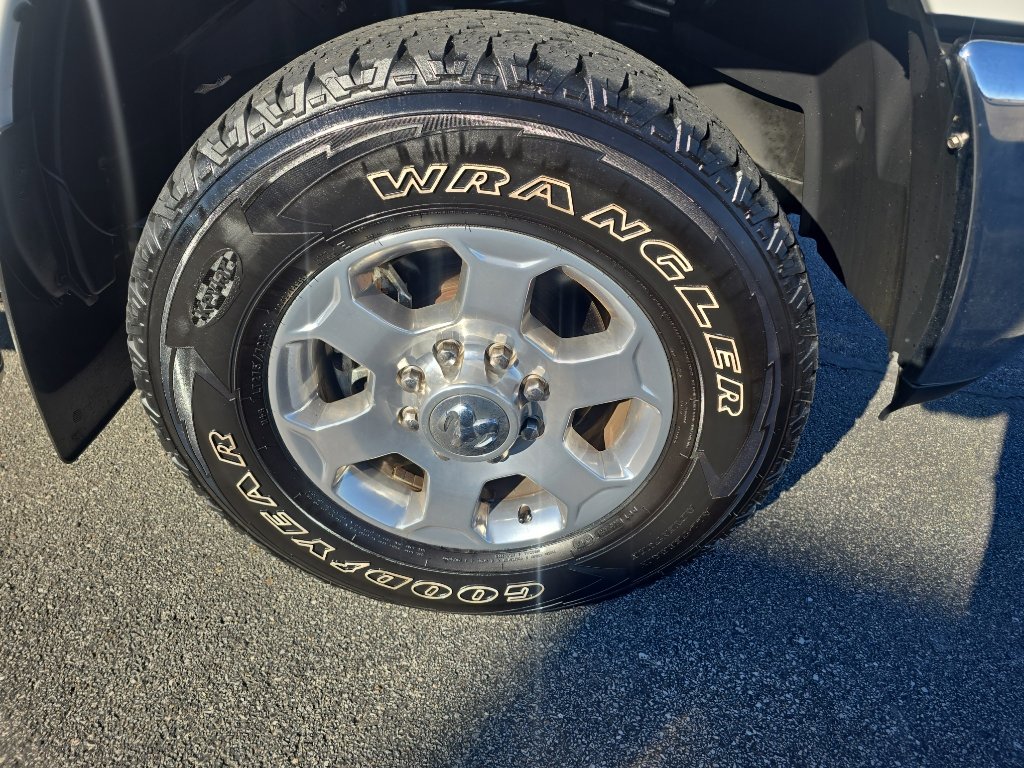 Used 2018 RAM 2500 SLT image 31