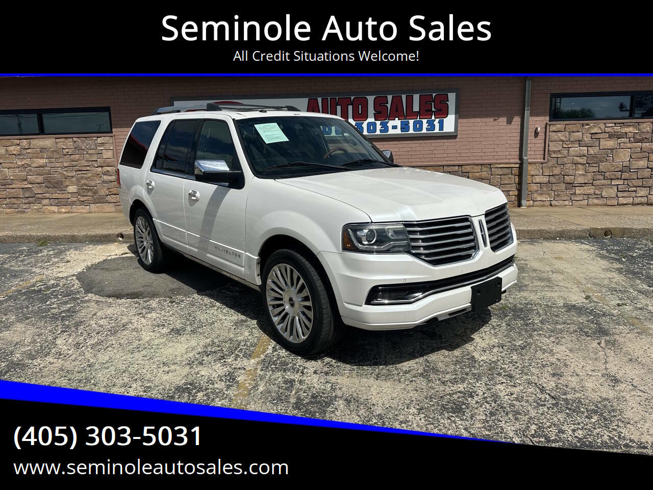 Used 2017 Lincoln Navigator Reserve RWD image 1