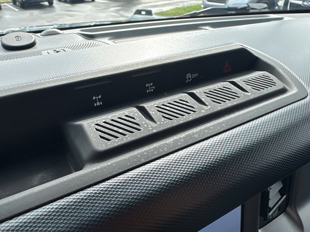 Used 2023 Ford Bronco Outer Banks AWD/4WD image 19