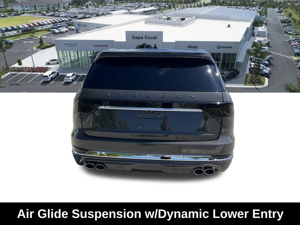 Used 2022 Lincoln Aviator Black Label w/ Dynamic Handling Package AWD/4WD image 8
