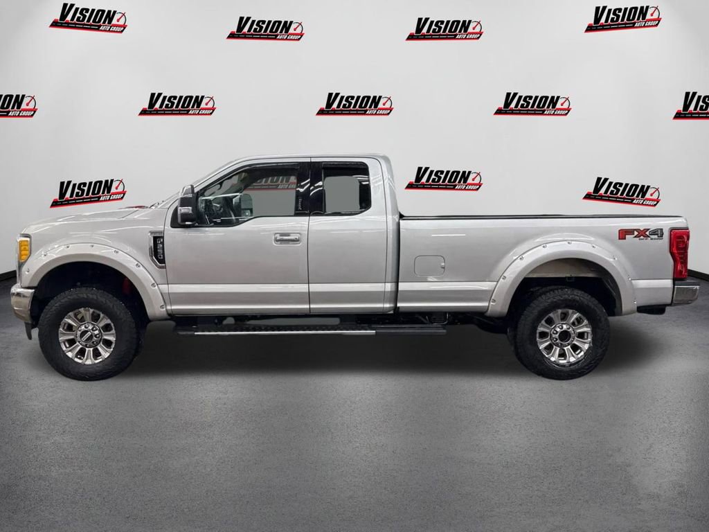 Used 2017 Ford F250 XLT w/ XLT Premium Package image 8