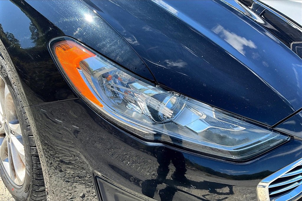 Used 2020 Ford Fusion SE w/ Fleet SE Value Package image 23