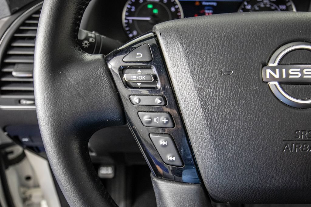 Used 2023 Nissan Armada SL w/ Midnight Edition Package RWD image 22