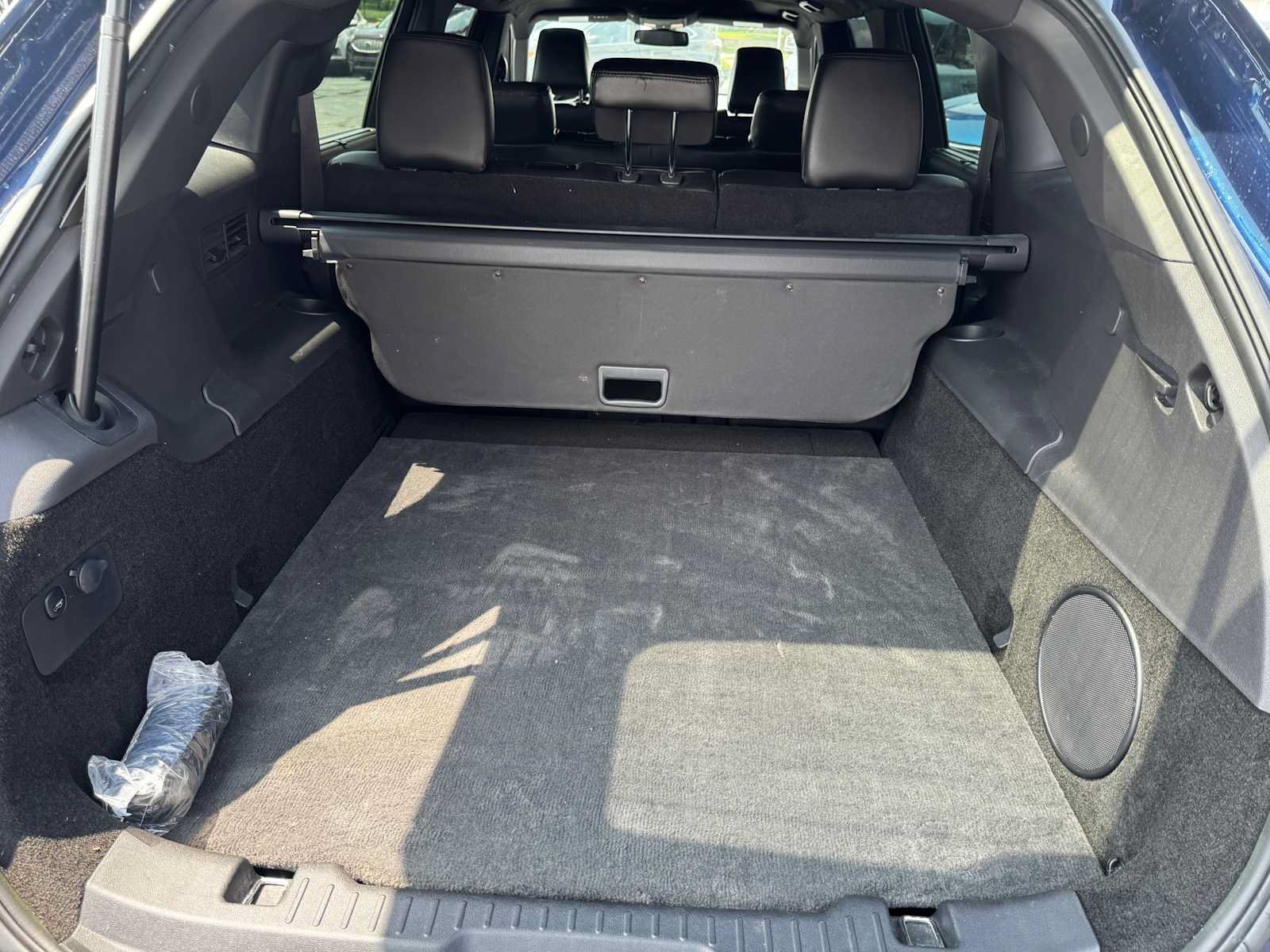 Used 2013 Lincoln MKT AWD image 10