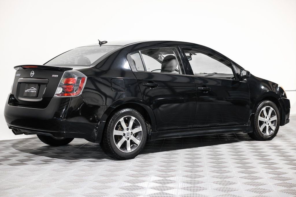 Used 2012 Nissan Sentra 2.0 SR w/ Special Edition Pkg FWD image 6