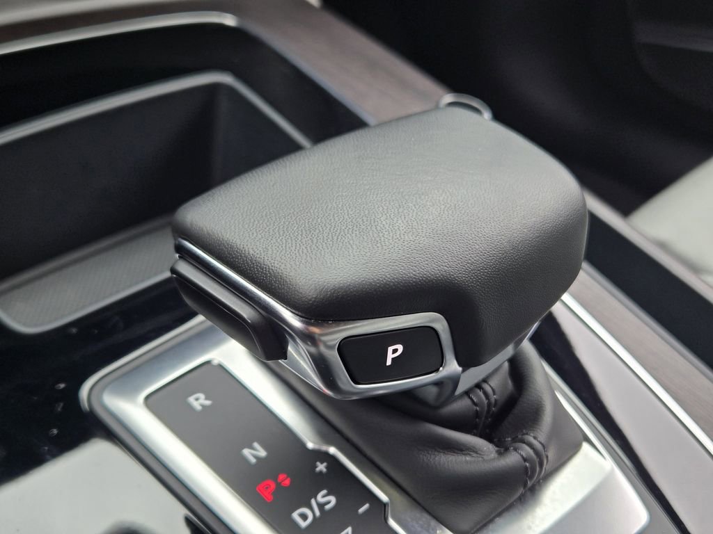 Certified 2022 Audi Q5 2.0T Premium Plus AWD/4WD image 26