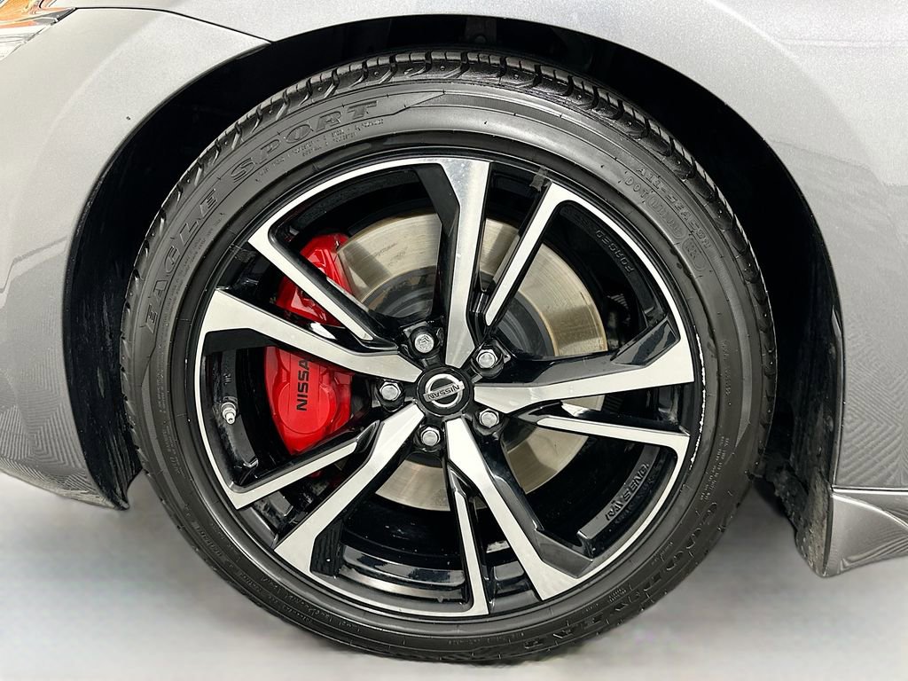 Used 2019 Nissan 370Z Touring Sport image 29