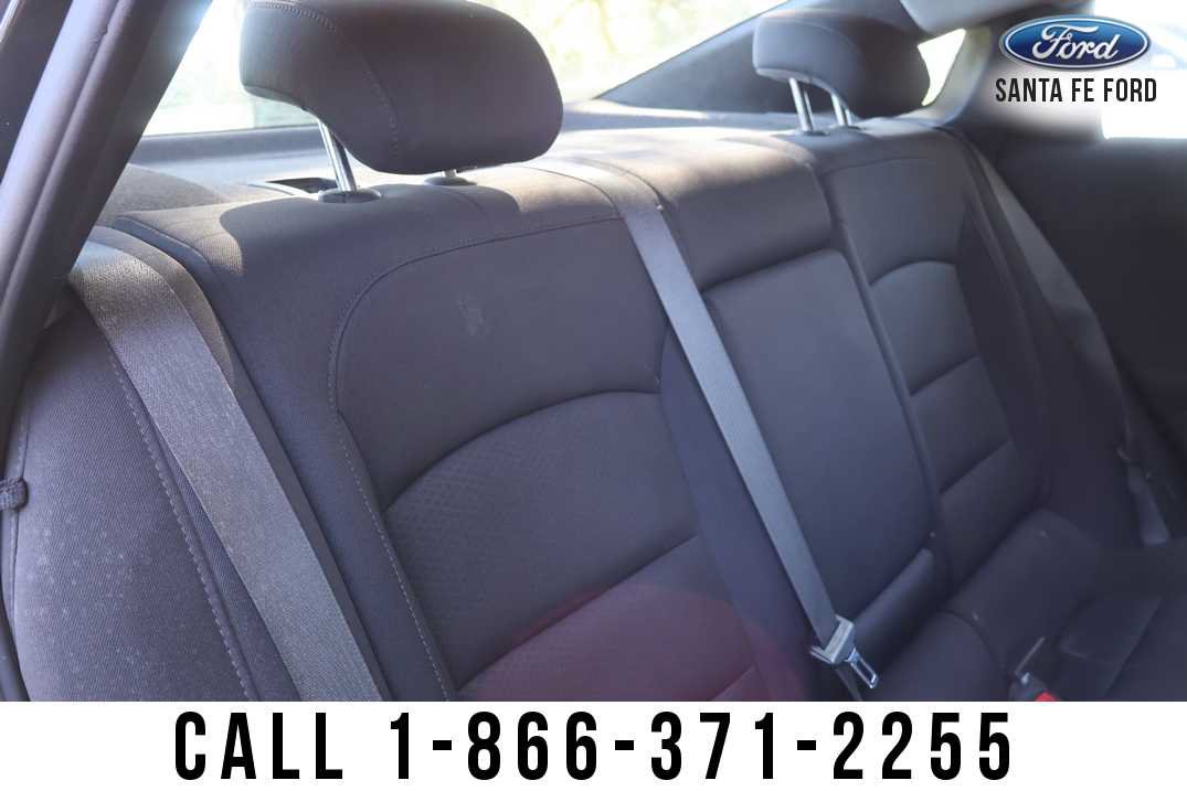 Used 2020 Chevrolet Malibu LT FWD image 21