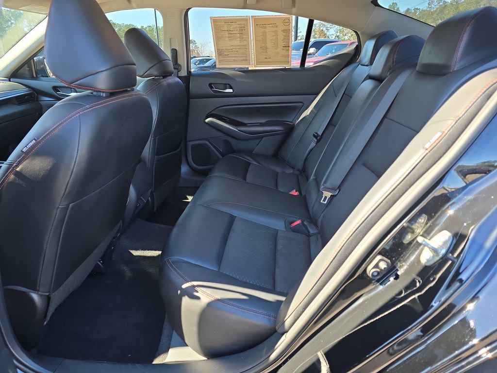 Used 2023 Nissan Altima 2.5 SR image 18