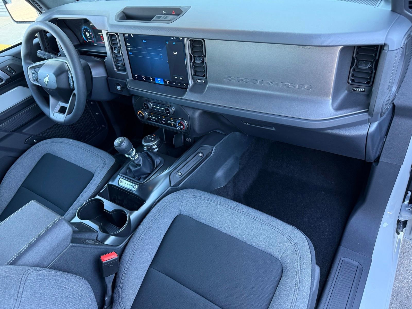 New 2026 Ford Bronco 2-Door image 18