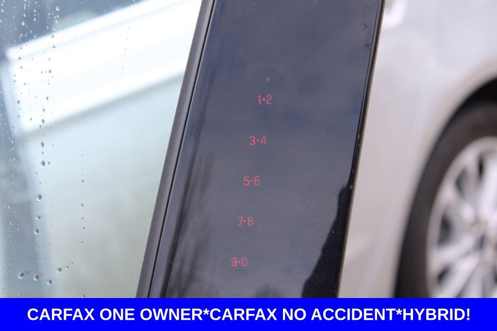 Used 2019 Ford Fusion SE image 15