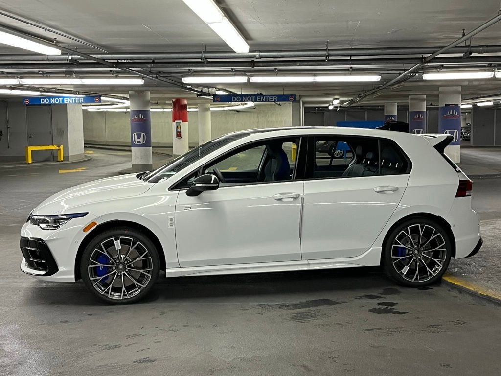 New 2026 Volkswagen Golf image 33