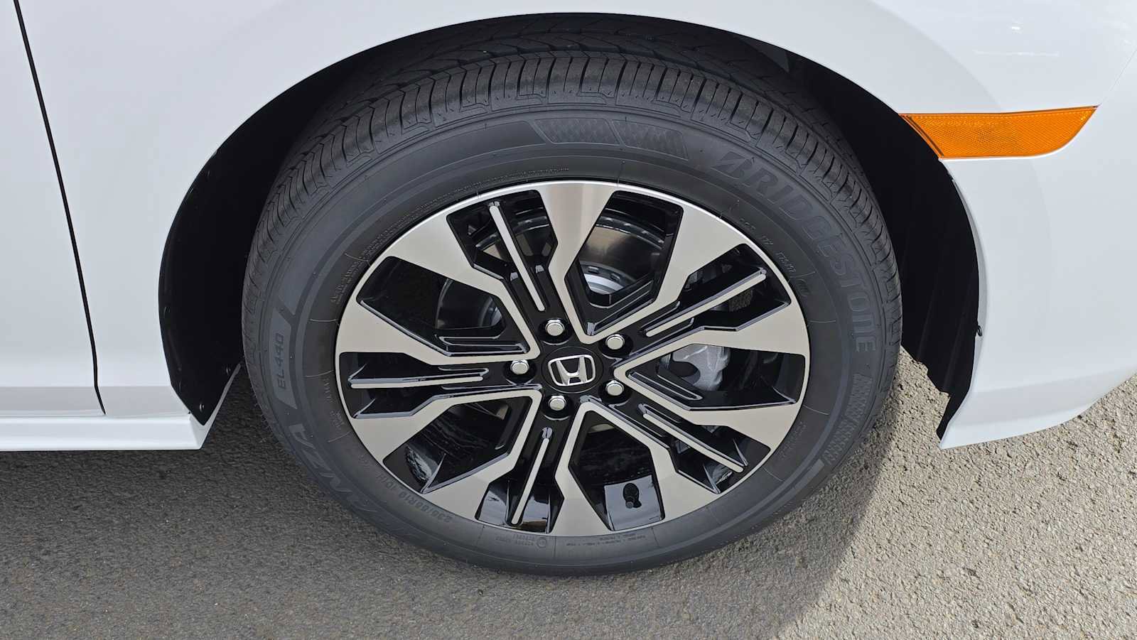 New 2026 Honda Odyssey Elite image 9