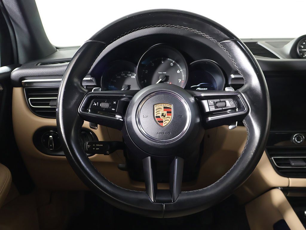 Used 2022 Porsche Macan image 35