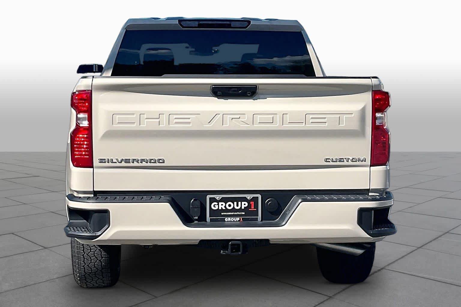 New 2026 Chevrolet Silverado 1500 Custom w/ Turbomax Blackout Package AWD/4WD image 4