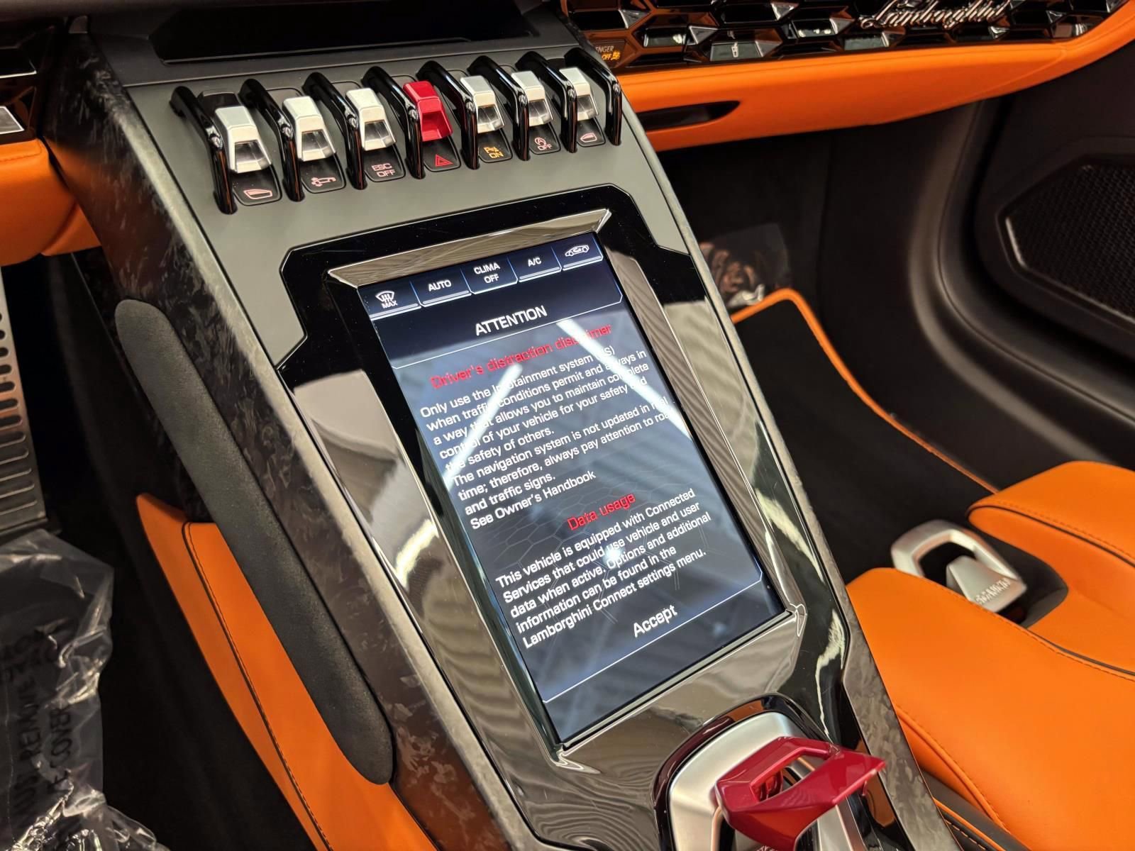 Used 2021 Lamborghini Huracan EVO RWD image 33