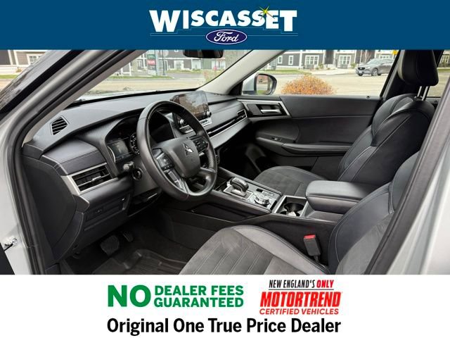 Used 2024 Mitsubishi Outlander SE image 4
