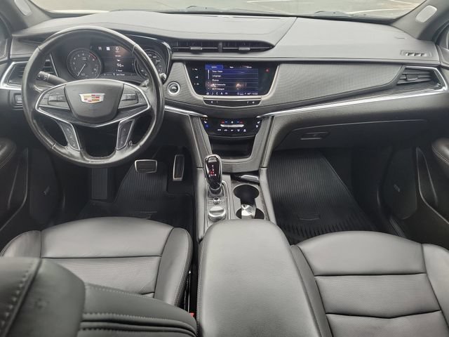 Certified 2022 Cadillac XT5 Premium Luxury w/ Technology Package AWD/4WD image 8