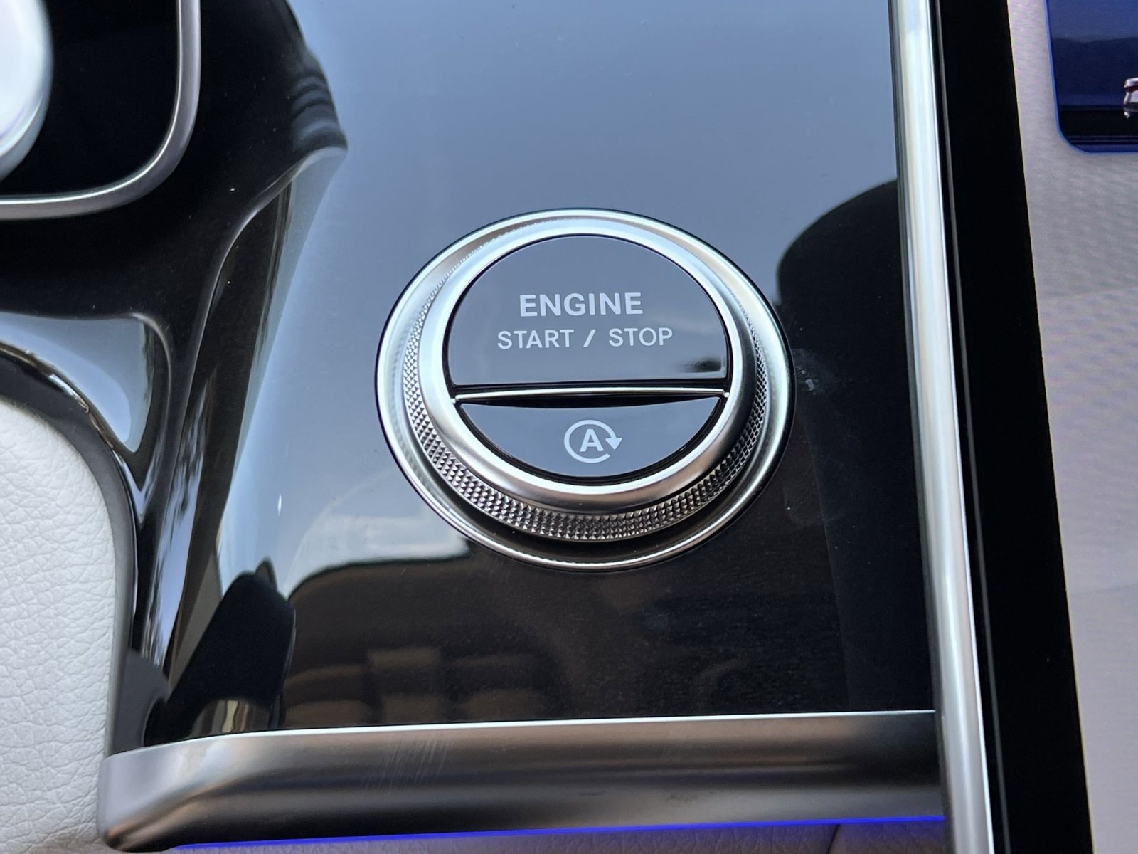 New 2026 Mercedes-Benz S 500 4MATIC image 32