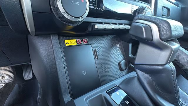 Used 2024 Toyota Tacoma SR5 AWD/4WD image 24