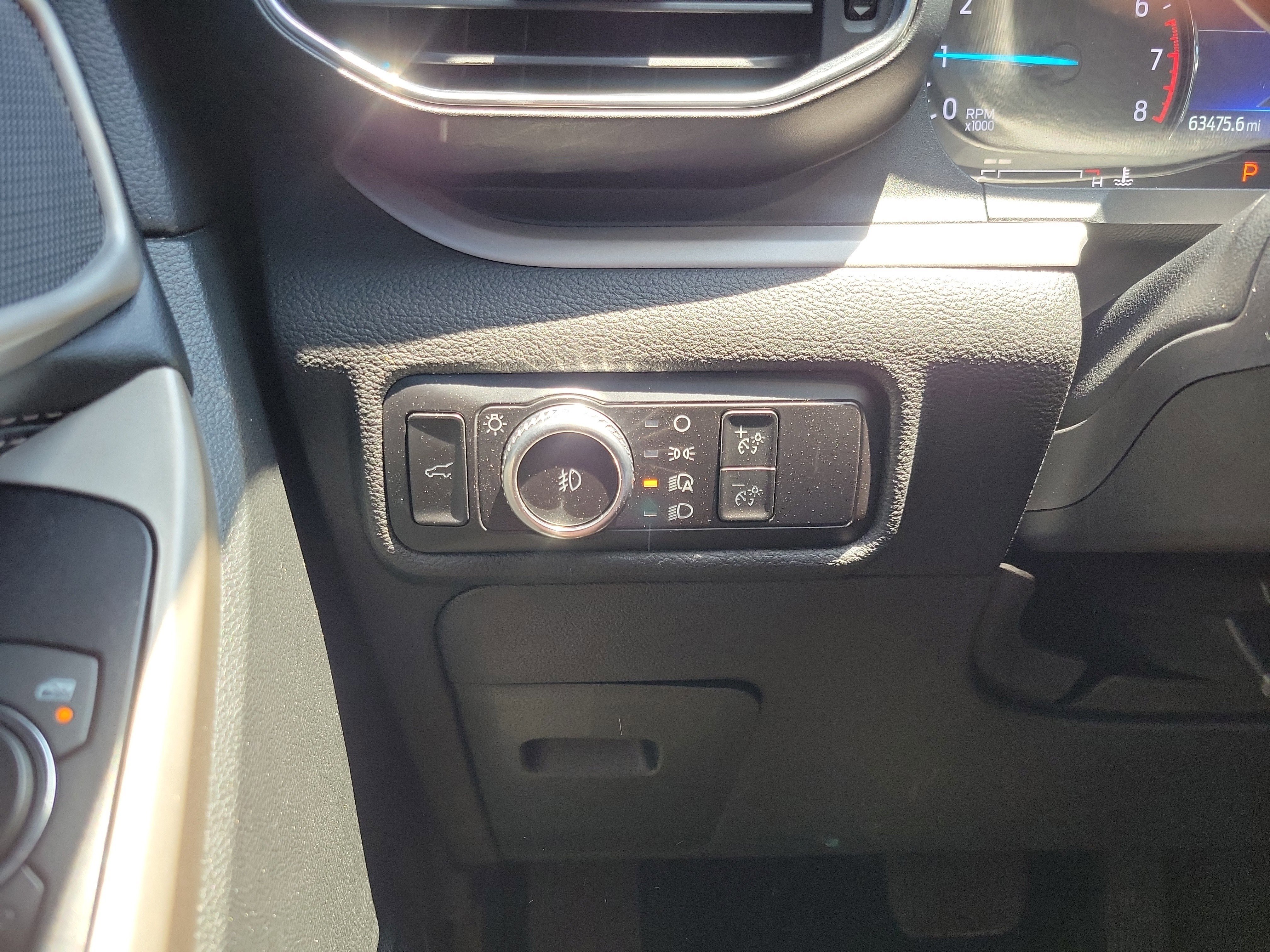 Used 2023 Ford Explorer XLT w/ Equipment Group 202A RWD image 21