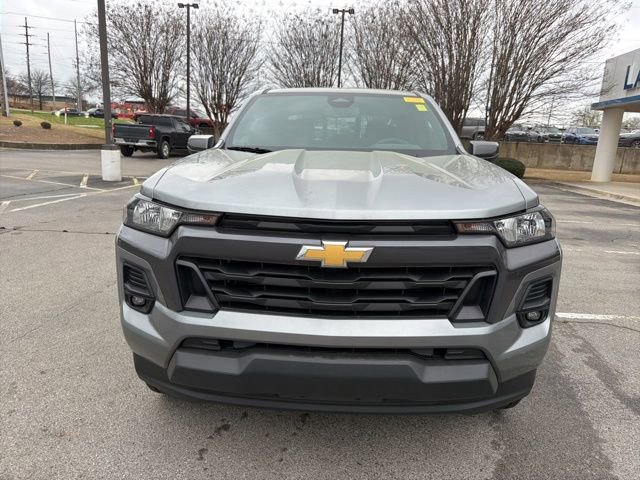 Used 2024 Chevrolet Colorado LT w/ LT Convenience Package image 8