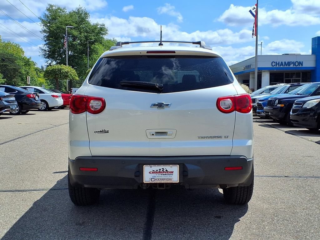 Used 2012 Chevrolet Traverse LT FWD image 5