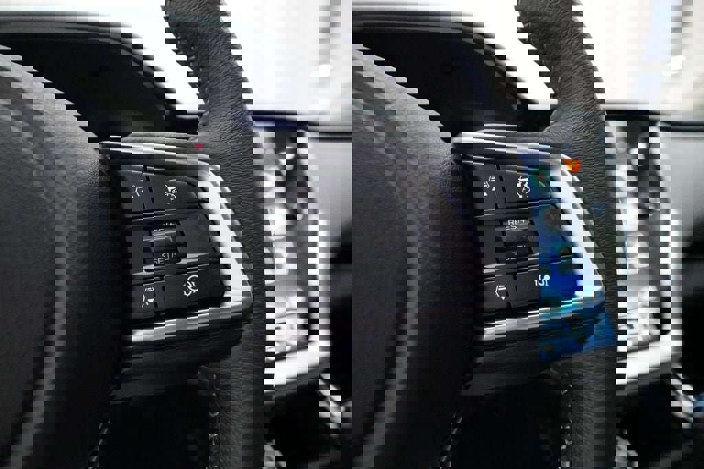 Used 2025 Subaru Outback Premium w/ Popular Package #1A image 20