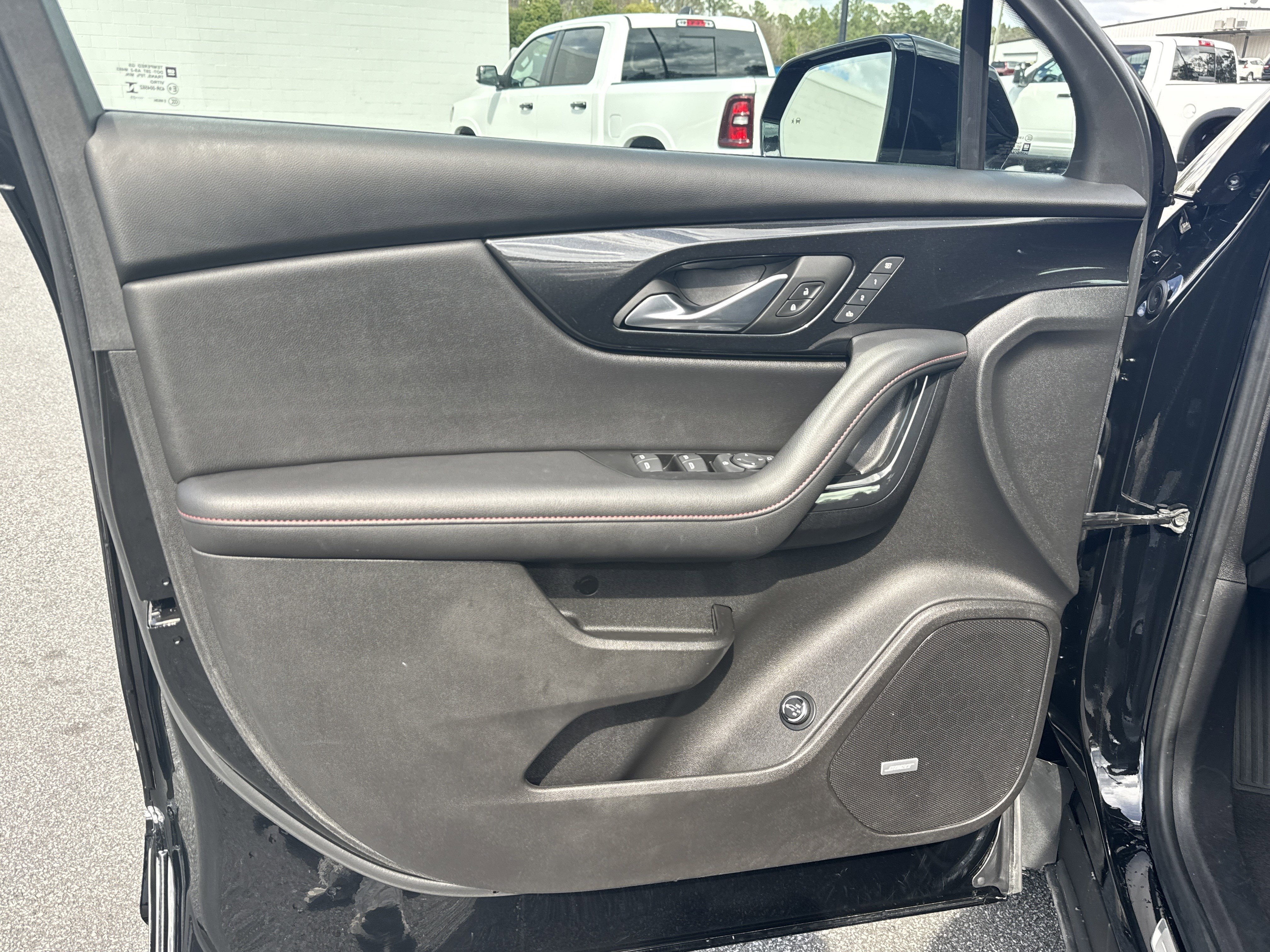 Used 2022 Chevrolet Blazer RS w/ Enhanced Convenience Package image 13