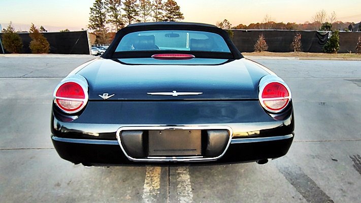 Used 2002 Ford Thunderbird Deluxe image 8
