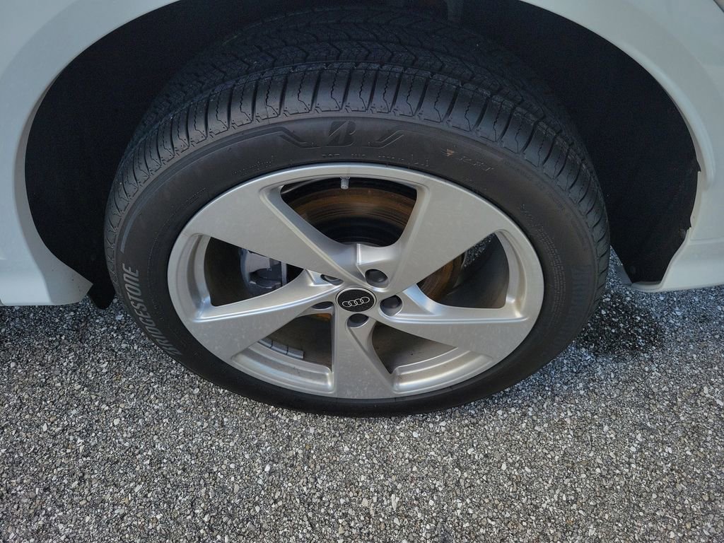 New 2025 Audi Q5 Premium Plus image 28