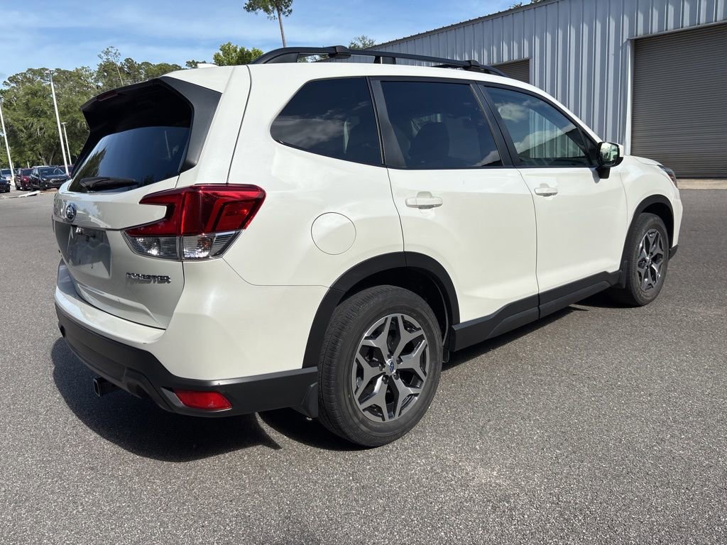 Used 2019 Subaru Forester Premium w/ All-Weather Package AWD/4WD image 24
