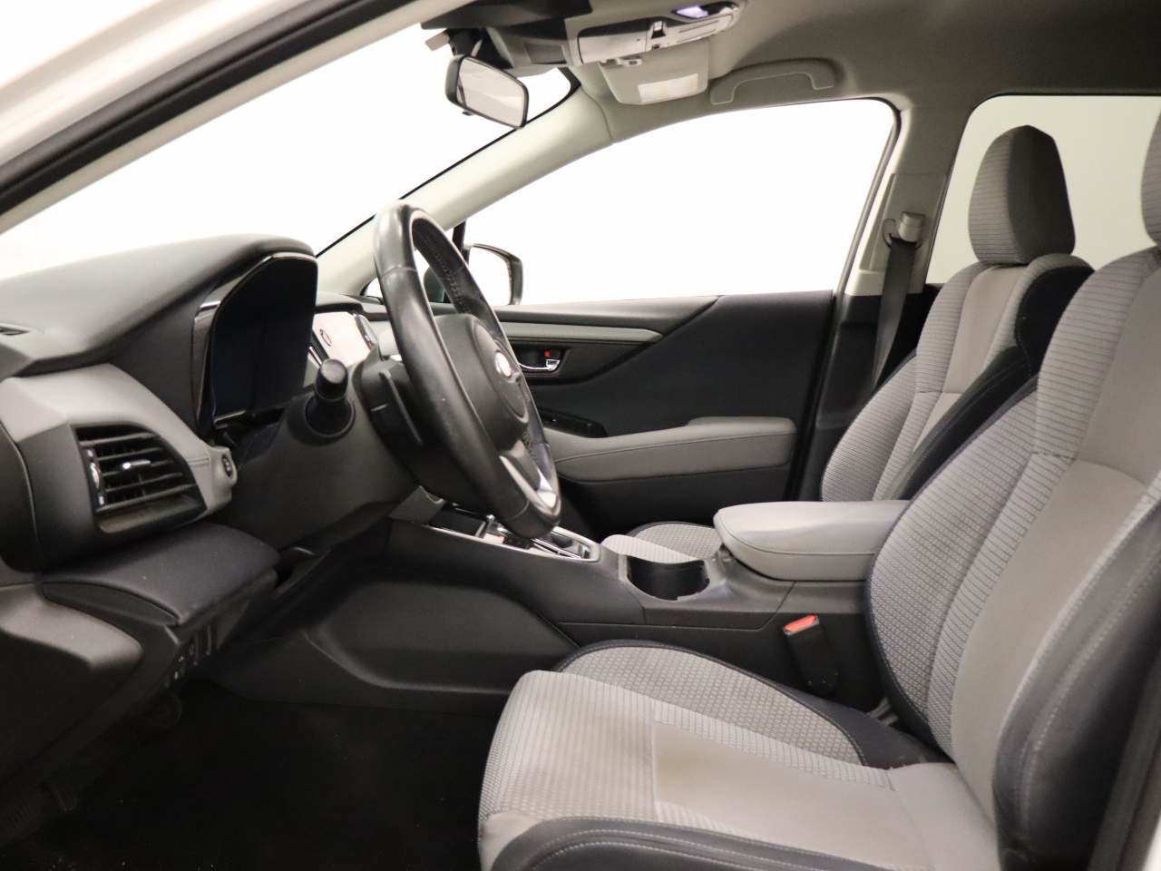 Used 2023 Subaru Outback Premium AWD/4WD image 15