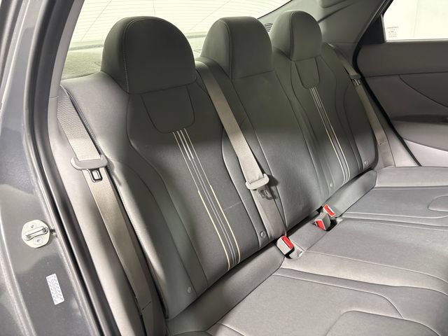 Used 2023 Hyundai Elantra SEL w/ Convenience Package FWD image 15