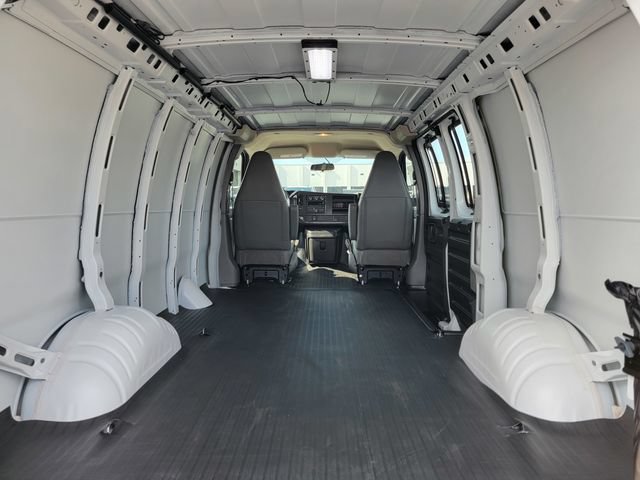 New 2026 Chevrolet Express 2500 w/ Safety Package RWD image 30