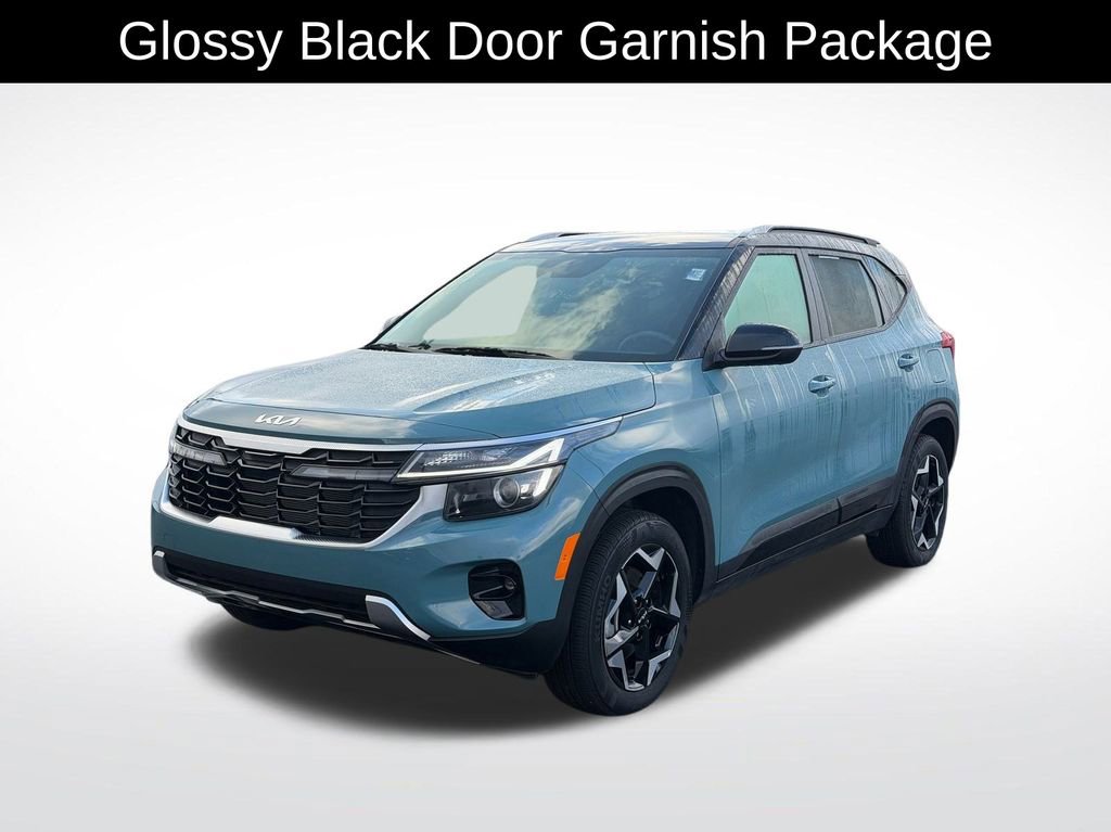 Used 2025 Kia Seltos S image 3