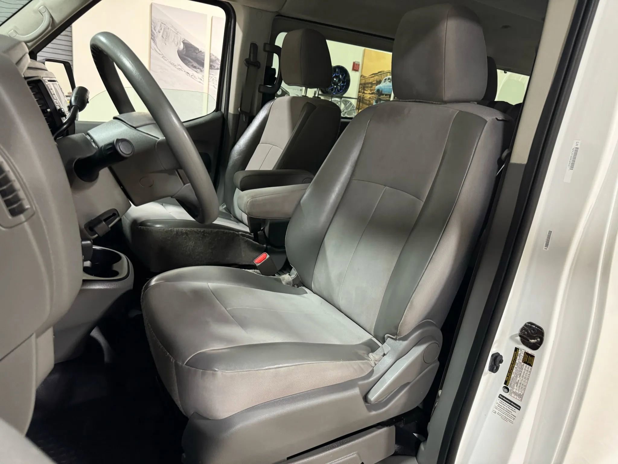 Used 2018 Nissan NV 3500 S image 34
