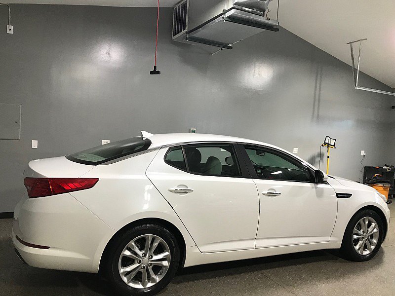 Used 2012 Kia Optima LX FWD image 3