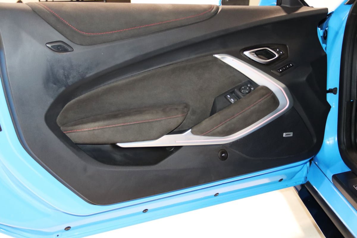 Used 2022 Chevrolet Camaro ZL1 RWD image 40
