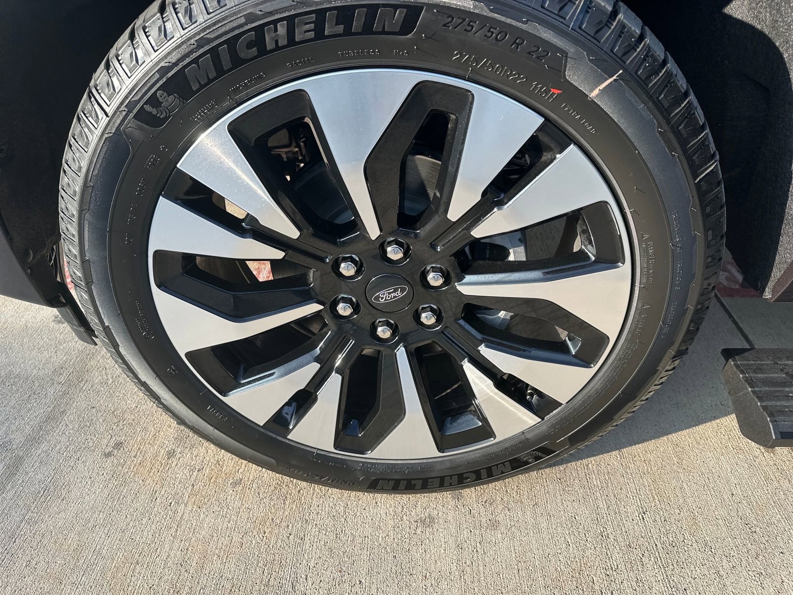 New 2025 Ford Expedition Max Platinum w/ Driver's Package image 27